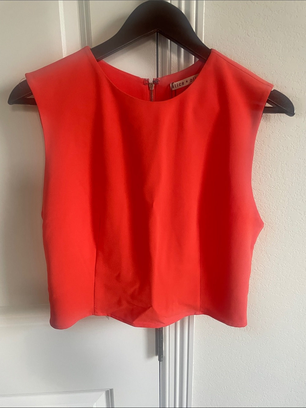 Alice + Olivia Vibrant Orange Crewneck Sleeveless Crop Top